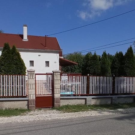 Vizkoezeli 2-5 Fos Nyaralo Abrahamhegy Villa Екстериор снимка