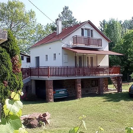 Vizkoezeli 2-5 Fos Nyaralo Abrahamhegy Villa Екстериор снимка